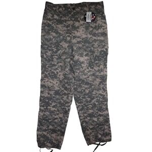 Defender Men Army Combat Uniform Flame Resistant ACU Digital Camo Pants Med Reg